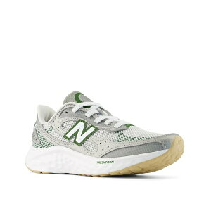 j[oX fB[X Xj[J[ V[Y Fresh Foam Arishi v4 Tira Luxe Running Shoe - Women's White/Silver