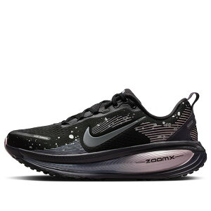 Nike �i�C�L ���f�B�[�X �X�j�[�J�[ �y(WMNS) Nike ZoomX Vomero 18 SE 'Black Cave Purple Metallic Grey' HV1779-001�z �T�C�Y US_W_10.5
