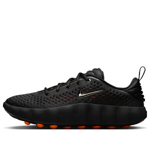 Nike �i�C�L ���f�B�[�X �X�j�[�J�[ �y(WMNS) Nike Mind 002 'Black Hyper Crimson' HQ4310-001�z �T�C�Y US_5.5(22.5cm)