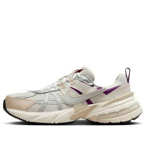 Nike iCL fB[X Xj[J[ Light Bone/Sanddrift/Viotech/Metallic Silver y(WMNS) Nike V2K Run Premium 'Light Bone Viotech' HF4305-072z TCY US_W_10.5