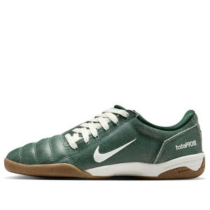 Nike �i�C�L �����Y �X�j�[�J�[ �yNike Total 90 III 'Fir' IH2090-300�z �T�C�Y US_8(26.0cm)
