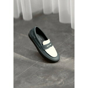 oY fB[X T_ V[Y SKATE LOAFER UNISEX - Trainers - dark forest