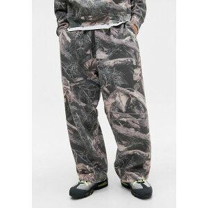 r[ fB W[ A[o AEgtBb^[Y Y JWApc {gX ZAX REALTREE JOGGERS - Tracksuit bottoms - camo