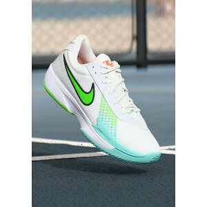 �i�C�L �����Y �t�B�b�g�l�X �X�|�[�c GT CUT ACADEMY - Basketball shoes - white/green strike/bleached turquoise/black
