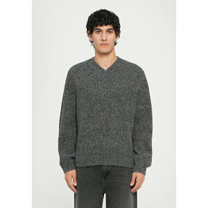 WFC ho[O Y jbg&Z[^[ AE^[ VITOR V NECK - Jumper - dark grey melange