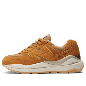 New Balance �j���[�o�����X �����Y �X�j�[�J�[ �yNew Balance 57/40 'Brown Yellow' M5740GXA�z �T�C�Y US_M_4.5