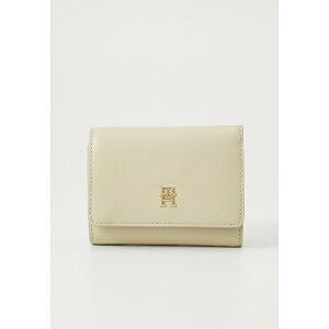 g~[ qtBK[ fB[X z ANZT[ ICON TRIFOLD - Wallet - sandalwood