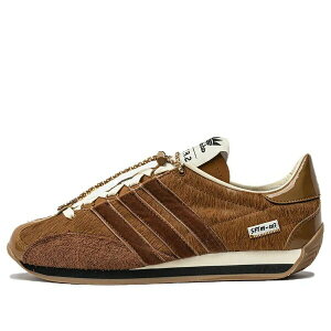 adidas �A�f�B�_�X �����Y �X�j�[�J�[ �yadidas Country OG SFTM 'Bronze Strata Cream White' JH8639�z �T�C�Y US_M_4.5