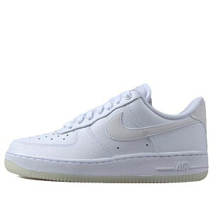 Nike �i�C�L ���f�B�[�X �X�j�[�J�[ �y(WMNS) Nike Air Force 1 '07 Essential 'Triple White' AO2132-101�z �T�C�Y US_8(25.0cm)
