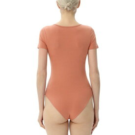 キミ アンド カイ レディース カットソー トップス Women's Square Neck Basic Bodysuit Top Dusty Coral