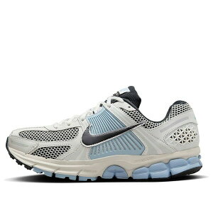 Nike �i�C�L ���f�B�[�X �X�j�[�J�[ Grey/Light Armory Blue �y(WMNS) Nike Air Zoom Vomero 5 'Light Armory Blue' FQ7079-001�z �T�C�Y US_7.5(24.5cm)