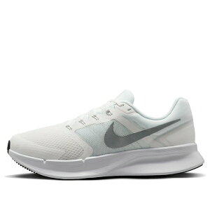 Nike �i�C�L �����Y �X�j�[�J�[ �yNike Run Swift 3 'Summit White Black Metallic Silver' DR2695-122�z �T�C�Y US_12.5(30.5cm)