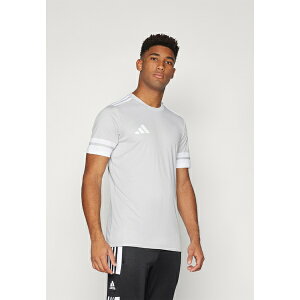 AfB_X Y T_ V[Y SQUADRA25 SHORT SLEEVE - Sports T-shirt - team light grey/white