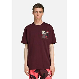 AfB_X Y T_ V[Y AMG PETRONAS FORMULA ONE TEAM SUMMER - Print T-shirt - aurora ruby