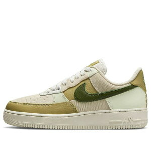 Nike �i�C�L ���f�B�[�X �X�j�[�J�[ Cream/Green �y(WMNS) Nike Air Force 1 'Rough Green' DO6717-001�z �T�C�Y US_6.5(23.5cm)