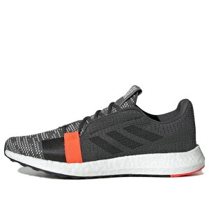 adidas �A�f�B�_�X �����Y �X�j�[�J�[ �yadidas SenseBoost Go 'Hi-Red Coral' G26942�z �T�C�Y US_10.5(28.5cm)