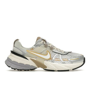 Nike �i�C�L ���f�B�[�X �X�j�[�J�[ �yNike V2K Run Khaki Metallic Silver (Women's)�z �T�C�Y US_W_11.5 White/Khaki/Metallic Silver/White