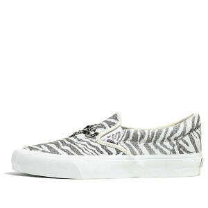 Vans �o���Y �����Y �X�j�[�J�[ �yVans Needles x Vault Classic Slip-On V 'Animal Print - White' VN0A3QXY2GT�z �T�C�Y US_8(26.0cm)