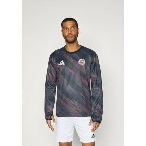 �A�f�B�_�X �����Y �J�b�g�\�[ �g�b�v�X FC BAYERN 2025/2026 PRE-MATCH WARM TOP - Club wear - black