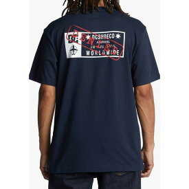ディーシー メンズ Tシャツ トップス WES TRAVELER - Print T-shirt - byj navy blazer