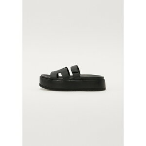 �X�e�B�[�u �}�f�� ���f�B�[�X �T���_�� �V���[�Y BIGMISSILE - Slippers - black action