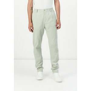 g~[qtBK[ Y T_ V[Y ISAAC PANTS - Trousers - misty sage