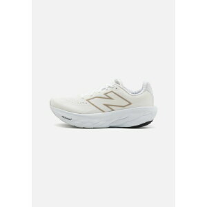 j[oX fB[X ejX X|[c FRESH FOAM X 1080 V14 - Road running shoes - white