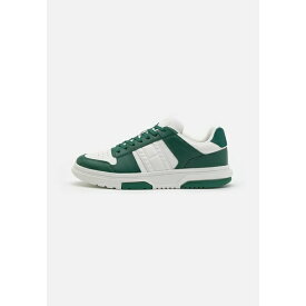 トミーヒルフィガー メンズ スニーカー シューズ CUPSOLE 2.0 - Trainers - court green