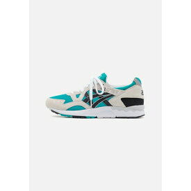 アシックス レディース スニーカー シューズ GEL-LYTE V UNISEX - Trainers - baltic jewel/black