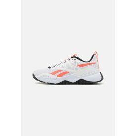リーボック レディース テニス スポーツ NFX TRAINER - Training shoe - footwear white/orange/core black