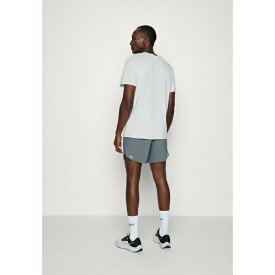 ナイキ メンズ バスケットボール スポーツ STRIDE - Sports shorts - smoke grey/black/reflective silver