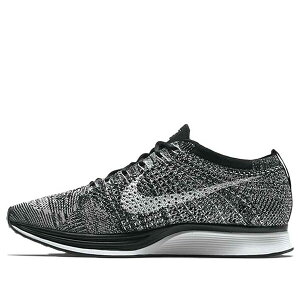 Nike �i�C�L �����Y �X�j�[�J�[ �yNike Flyknit Racer 'Oreo 2.0' 526628-012�z �T�C�Y US_8(26.0cm)