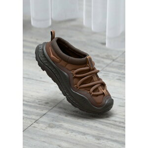 zJIlIl Y Xj[J[ V[Y ORA PRIMO UNISEX - Slip-ons - mineral brown/cast iron