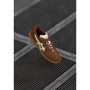AVbNX fB[X Xj[J[ V[Y SKYHAND OG UNISEX - Trainers - reddish brown/oatmeal