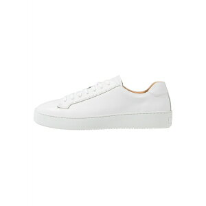 �^�C�K�[ �I�u �X�E�F�[�f�� �����Y �X�j�[�J�[ �V���[�Y SALAS - Trainers - white