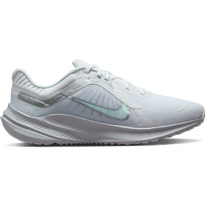Nike �i�C�L ���f�B�[�X �X�j�[�J�[ �yNike Quest 5 White Metallic Silver (Women's)�z �T�C�Y US_8.5(25.5cm) White/Metallic Silver