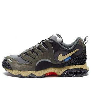 Nike �i�C�L �����Y �X�j�[�J�[ �yNike x Undefeated Air Terra Humara 'Cargo Khaki' FN7546-300�z �T�C�Y US_11.5(29.5cm)