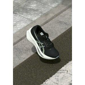 �A�V�b�N�X ���f�B�[�X �t�B�b�g�l�X �X�|�[�c SONICBLAST - Road running shoes - black/blue fade