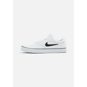 �i�C�L �����Y �X�j�[�J�[ �V���[�Y SB CHRON 2 CANVAS - Trainers - white/black