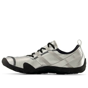 New Balance �j���[�o�����X �����Y �X�j�[�J�[ �yNew Balance MT10 'Light Metallic Silver Black' MT10O8SW�z �T�C�Y US_10.5(28.5cm)