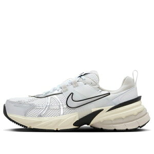 Nike iCL fB[X Xj[J[ Summit White/Mtlc Silver-Pure Platinum-Lt Iron Ore-Black-Alabaster y(WMNS) Nike V2K Run 'Summit White Metallic Silver' FD0736-100z TCY US_5(22.0cm)