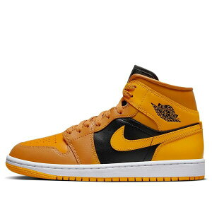 Air Jordan �W���[�_�� ���f�B�[�X �X�j�[�J�[ Chutney/Black/White/Taxi �y(WMNS) Air Jordan 1 Mid 'Chutney' BQ6472-700�z �T�C�Y US_9(26.0cm)