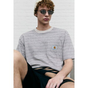 �J�[�n�[�g �����Y T�V���c �g�b�v�X GELLAR POCKET - Print T-shirt - wax