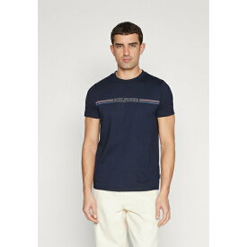 トミー ヒルフィガー メンズ Tシャツ トップス STRIPE CHEST TEE - Print T-shirt - desert sky