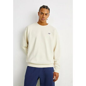 ニューバランス メンズ パーカー・スウェットシャツ アウター SPORT ESSENTIALS SMALL LOGO CREW - Sweatshirt - beige