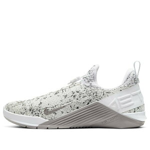 Nike �i�C�L ���f�B�[�X �X�j�[�J�[ White �y(WMNS) Nike React Metcon 'White' BQ6046-100�z �T�C�Y US_7.5(24.5cm)