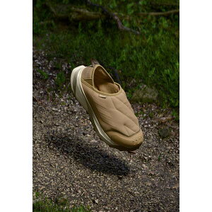 AfB_X ebNX Y nCLO X|[c WINTER SLIP ON UNISEX - Hiking shoes - cardboard/alumina