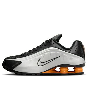 Nike �i�C�L �����Y �X�j�[�J�[ �yNike Shox R4 'Black Vast Grey Bright Mandarin' HQ1988-003�z �T�C�Y US_5.5(23.5cm)