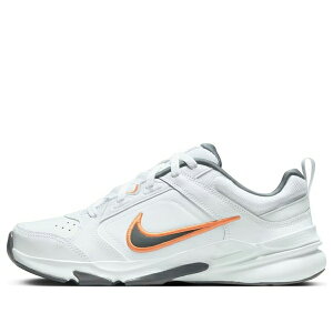 Nike �i�C�L �����Y �X�j�[�J�[ �yNike Defy All Day white DJ1196-104�z �T�C�Y US_8.5(26.5cm)