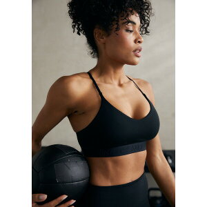 iCL fB[X tBbglX X|[c INDY BRA - Light support sports bra - black